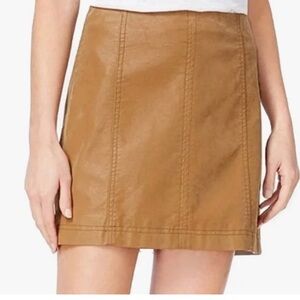Free People Brown Faux Leather  Mini Skirt Women’s 6‎ Some flaws